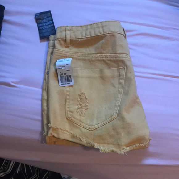 Mustard Yellow Denim - Picture 3 of 4